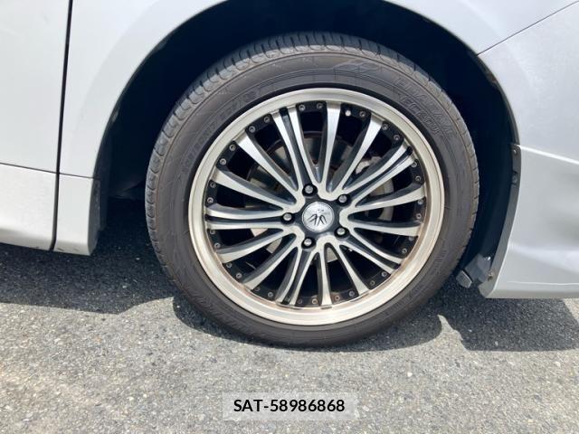 Toyota VOXY 2007-07 8369693-4