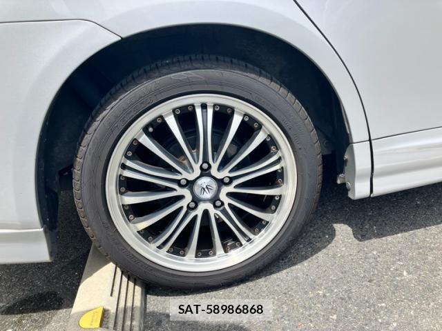 Toyota VOXY 2007-07 8369693-5