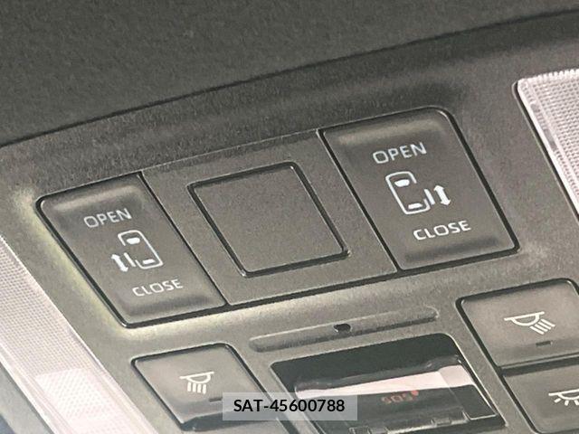 Toyota VOXY 2023-08 8369652-5