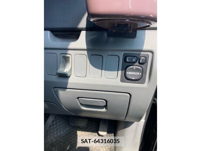 Toyota VOXY 2007-03 8369696-10
