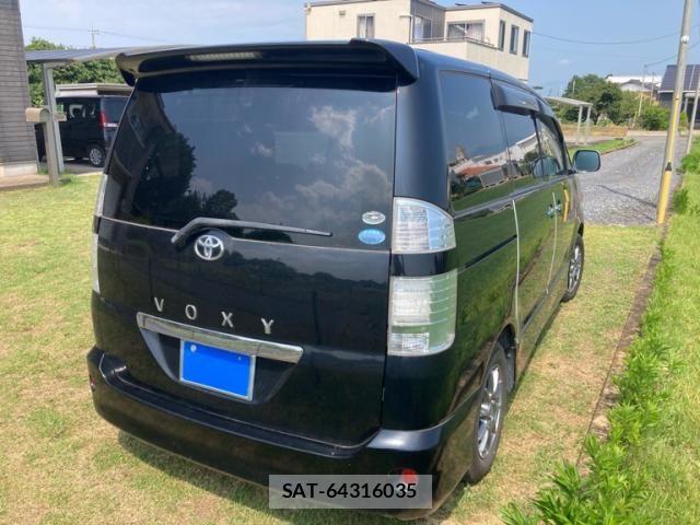 Toyota VOXY 2007-03 8369696-2