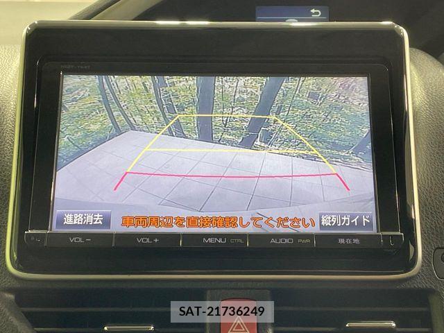 Toyota VOXY 2014-12 8369679-4