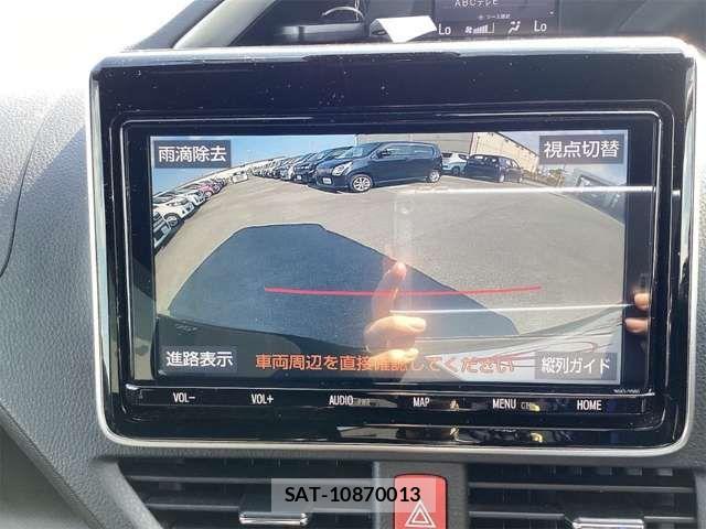 Toyota VOXY 2021-04 8369657-3
