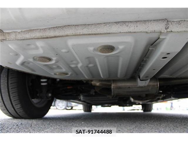 Toyota VOXY 2021-03 8369670-23