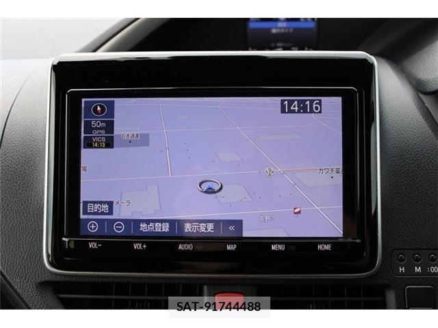 Toyota VOXY 2021-03 8369670-2