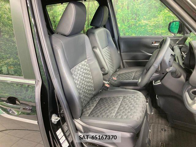 Toyota VOXY 2024-10 8369649-7