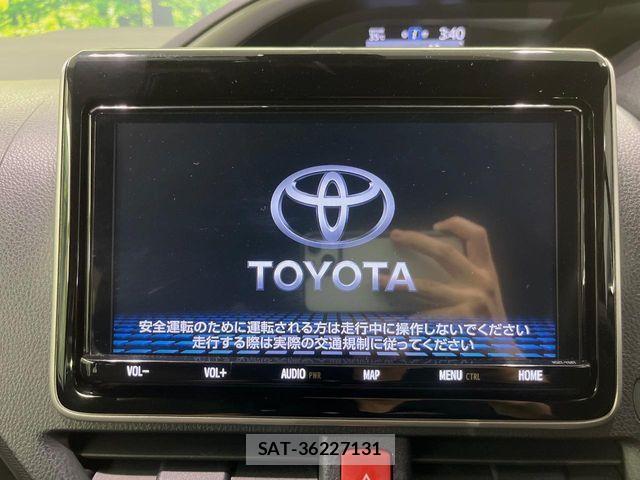 Toyota VOXY 2019-04 8369658-2