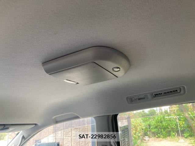 Toyota VOXY 2008-03 8369691-9