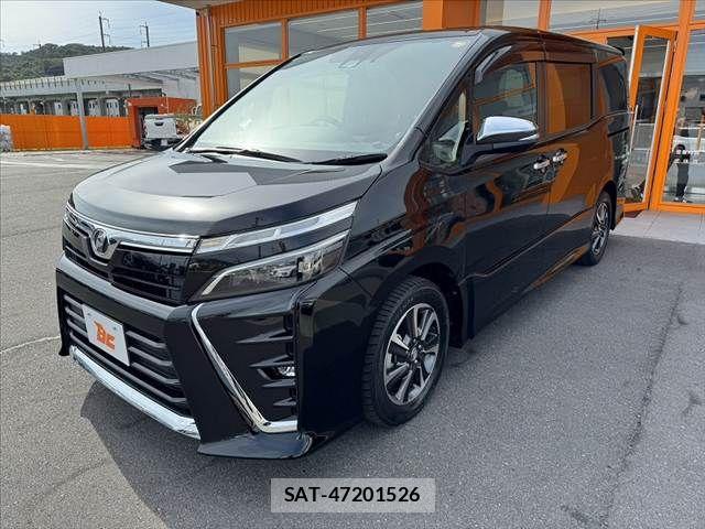 Toyota VOXY 2018-11 8369668-9