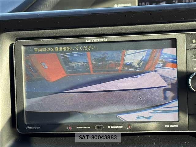 Toyota VOXY 2014-06 8369678-22