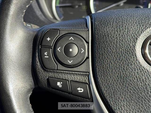 Toyota VOXY 2014-06 8369678-25