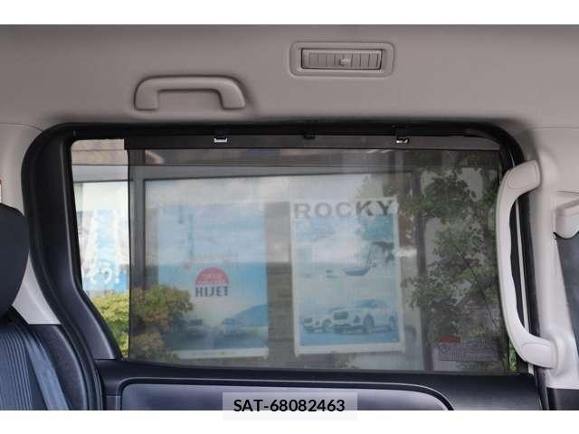 Toyota VOXY 2015-12 8369675-28
