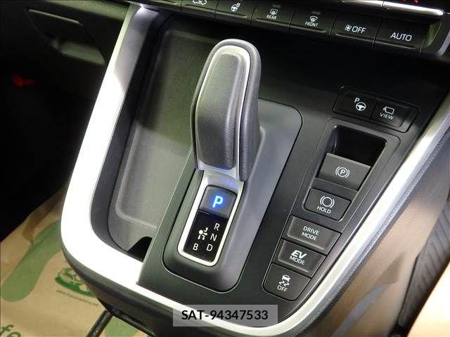 Toyota VOXY 2025-02 8369645-14