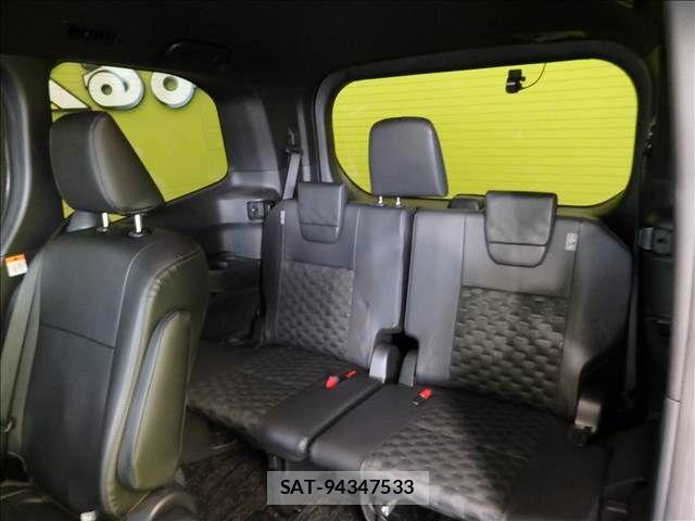 Toyota VOXY 2025-02 8369645-29