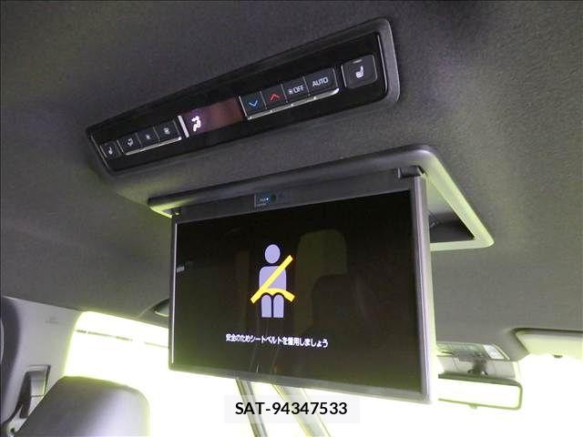Toyota VOXY 2025-02 8369645-6