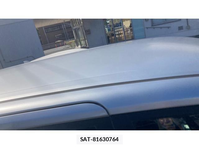 Toyota VOXY 2014-01 8369688-5