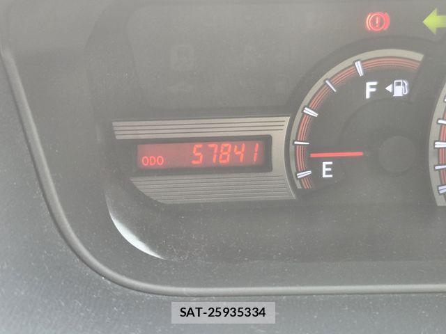 Toyota VOXY 2012-09 8369686-9