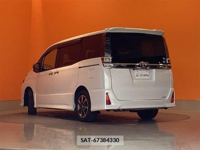 Toyota VOXY 2019-07 8369661-9