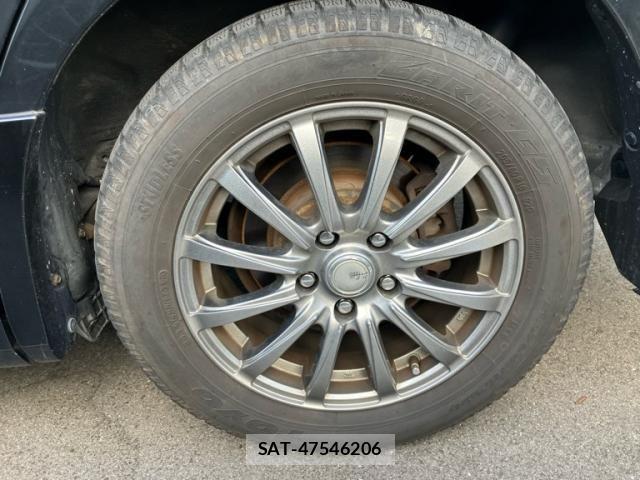 Toyota VOXY 2011-08 8369695-12