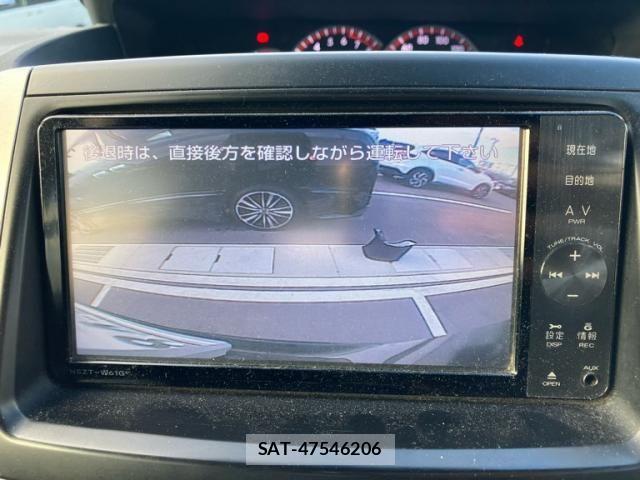 Toyota VOXY 2011-08 8369695-22