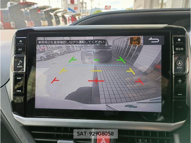 Toyota VOXY 2018-03 8369669-15