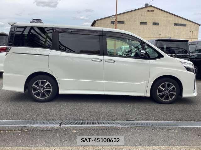 Toyota VOXY 2020-01 8369655-9
