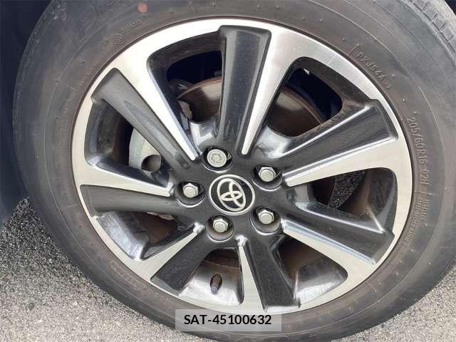 Toyota VOXY 2020-01 8369655-13