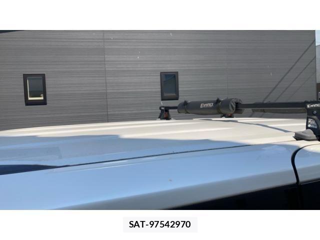 Toyota VOXY 2014-02 8372357-14