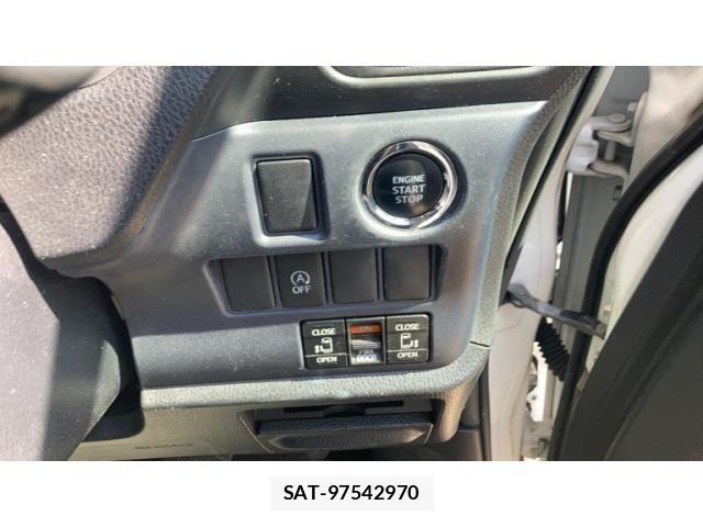 Toyota VOXY 2014-02 8372357-18