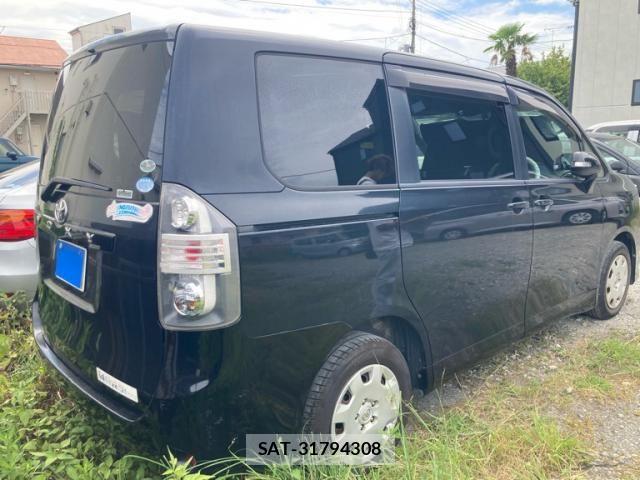 Toyota VOXY 2008-07 8372365-6
