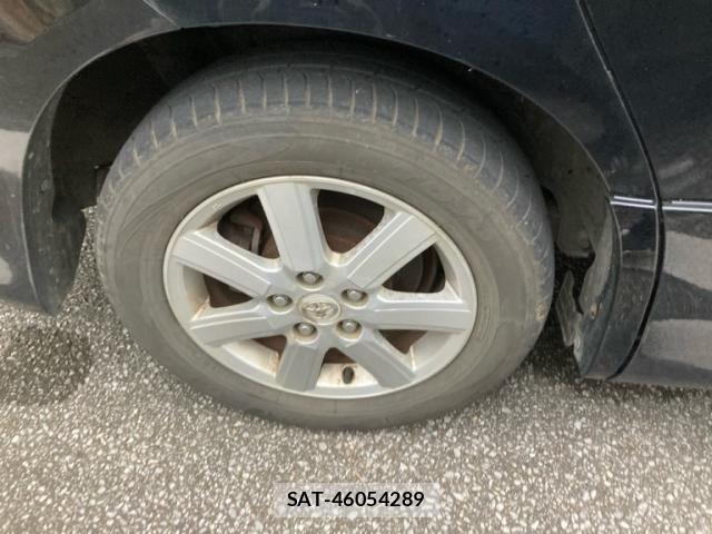 Toyota VOXY 2009-11 8372364-8