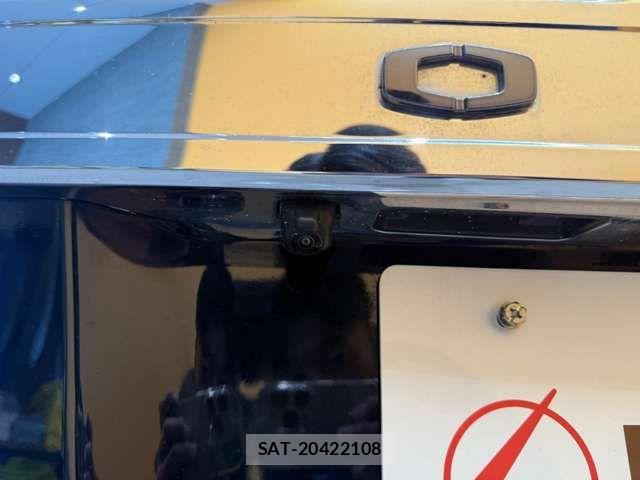 Toyota VOXY 2018-09 8372351-18
