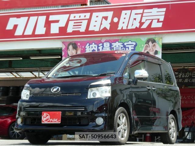 Toyota VOXY 2010-02 8372360-0