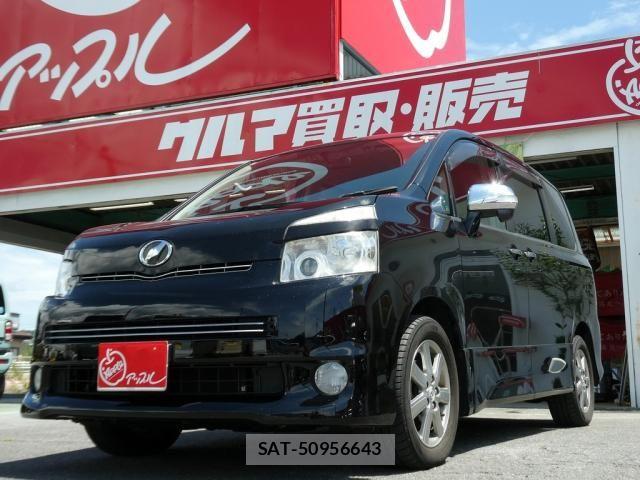 Toyota VOXY 2010-02 8372360-4