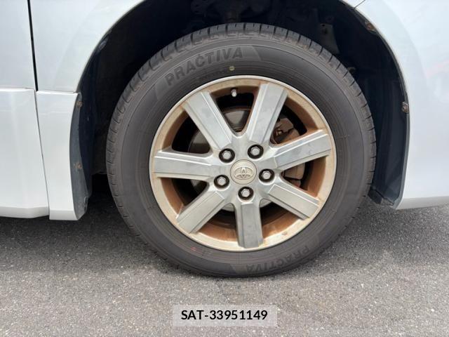 Toyota VOXY 2009-10 8372363-7