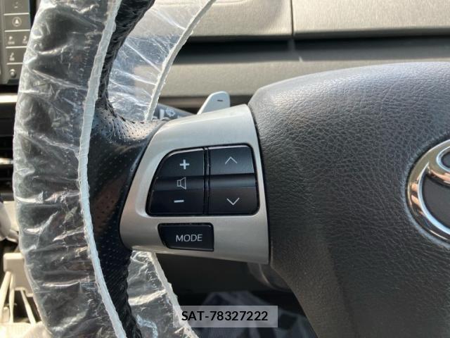 Toyota VOXY 2011-03 8372358-14