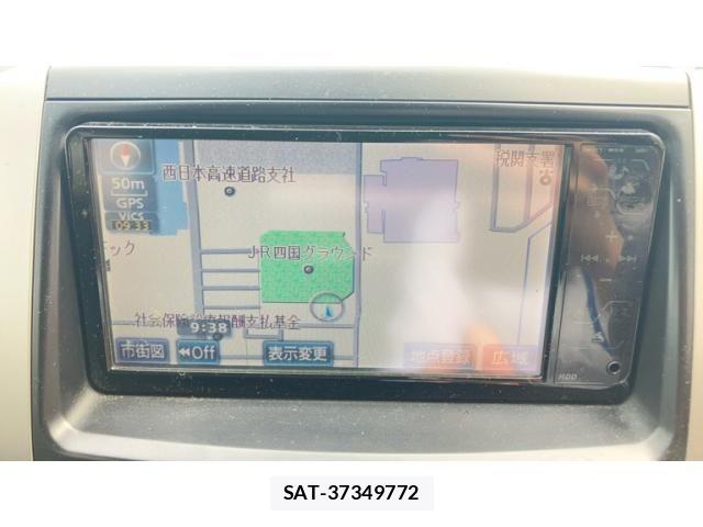 Toyota VOXY 2008-08 8372362-26