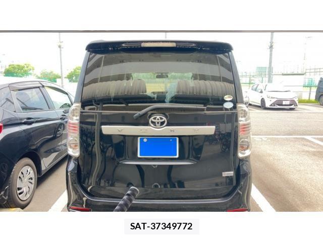 Toyota VOXY 2008-08 8372362-3