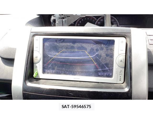Toyota VOXY 2012-09 8372361-13
