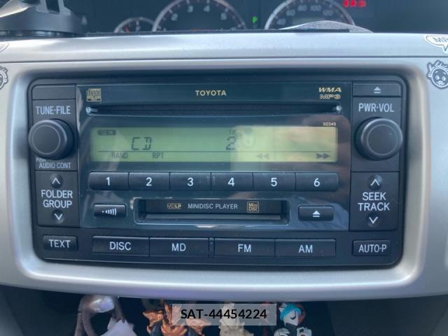 Toyota VOXY 2005-07 8372366-10