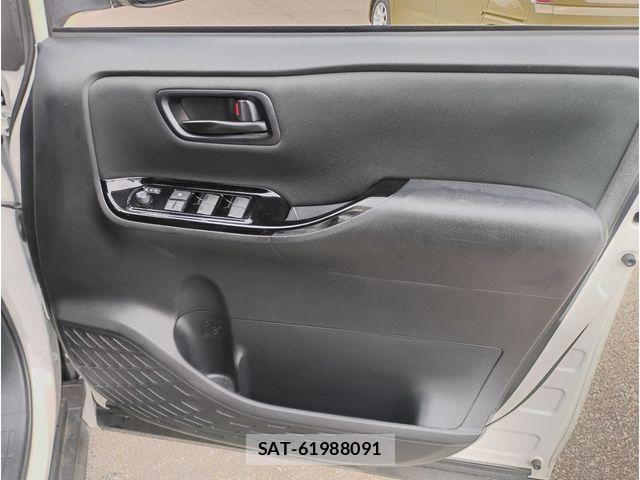 Toyota VOXY 2020-08 8372352-14