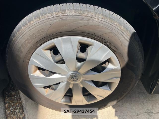 Toyota VOXY 2015-01 8372359-9