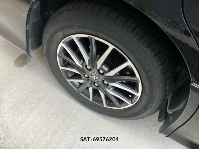 Toyota VOXY 2014-09 8372356-4