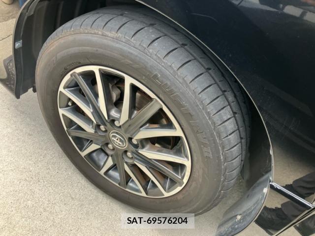 Toyota VOXY 2014-09 8372356-6