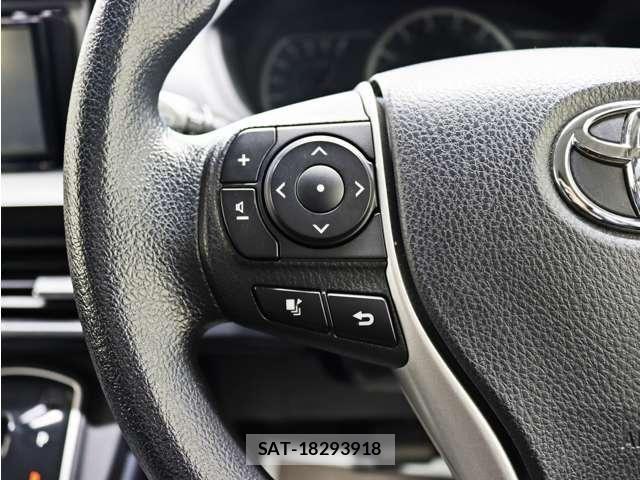 Toyota VOXY 2014-08 8415747-26