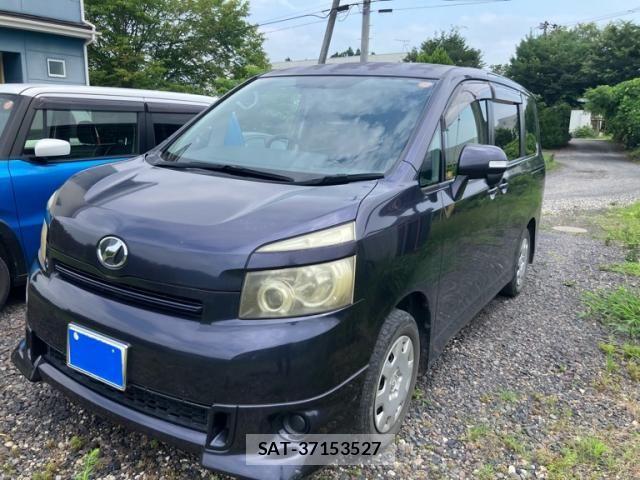 Toyota VOXY 2010-02 8415781-0