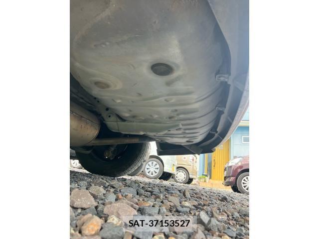 Toyota VOXY 2010-02 8415781-15