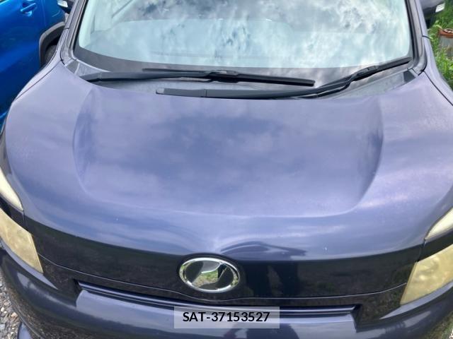 Toyota VOXY 2010-02 8415781-2