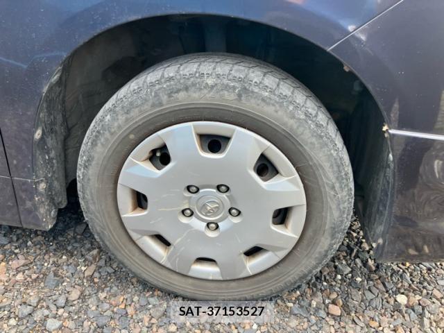 Toyota VOXY 2010-02 8415781-4