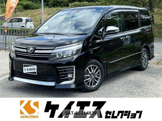 Toyota VOXY 2017-06 8415749-0